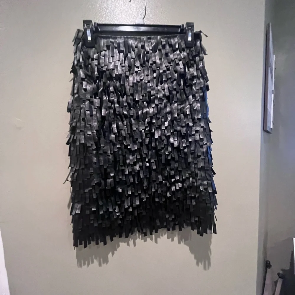New J McLaughlin Black Vegan Leather Fringe Skirt Fun Spring Summer - Picture 5 of 8